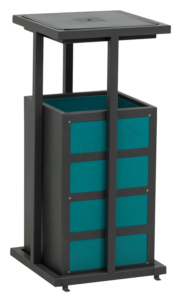 Dış Mekân Çöp Kutusu – 40 × 40 × 105 cm – Kare çatılı, dört ayaklı, renkli çıtalı